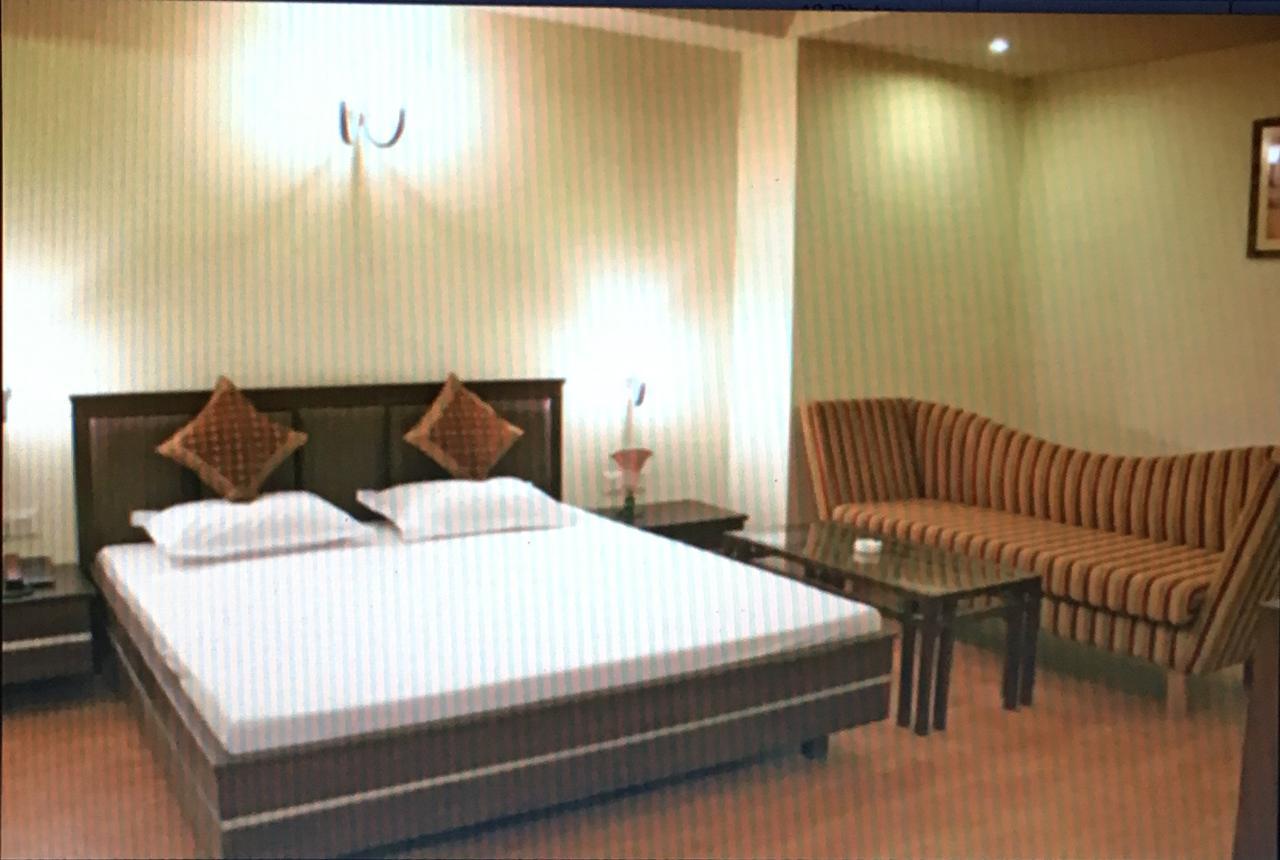 Elm Tree Amritsar Hotell Eksteriør bilde