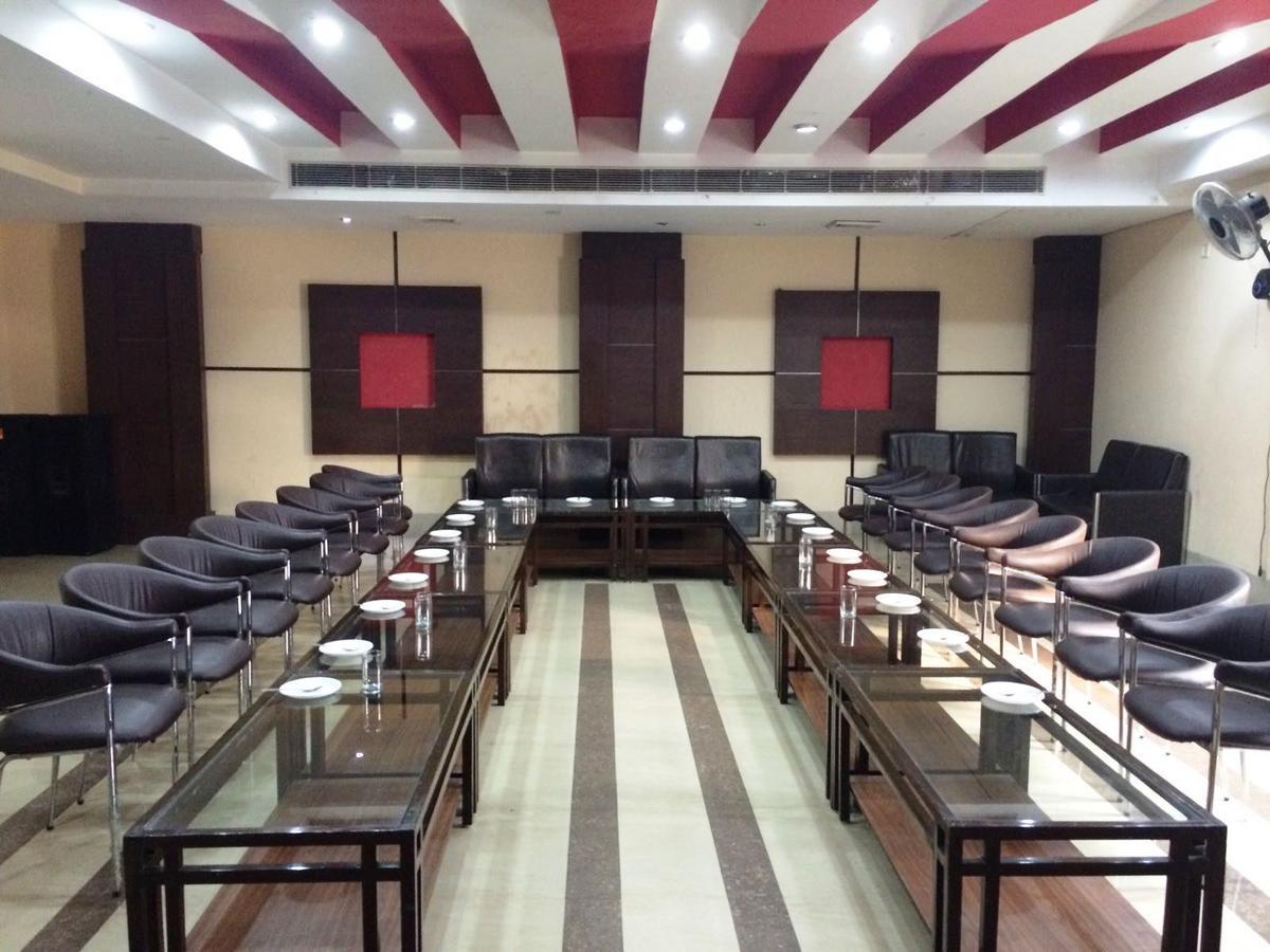 Elm Tree Amritsar Hotell Eksteriør bilde